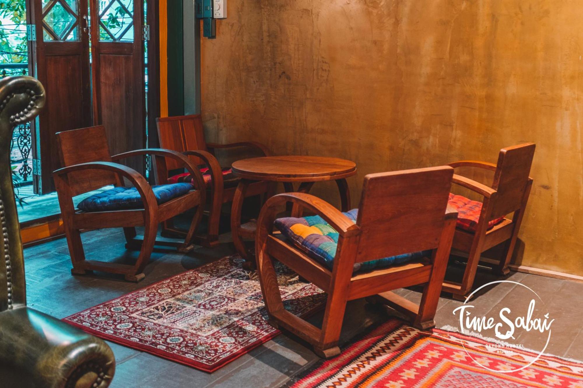 Time Sabai 134 Hostel Bangkok Ngoại thất bức ảnh